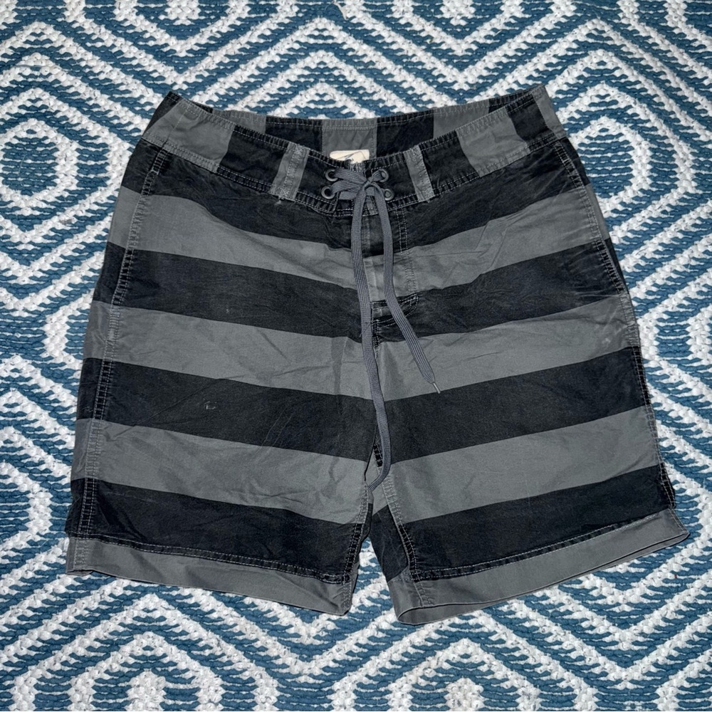 Converse- swim shorts